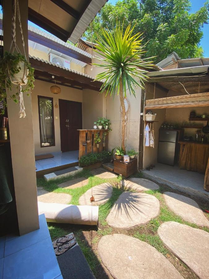Jimador'S Homestay ギリ・トラワンガン エクステリア 写真